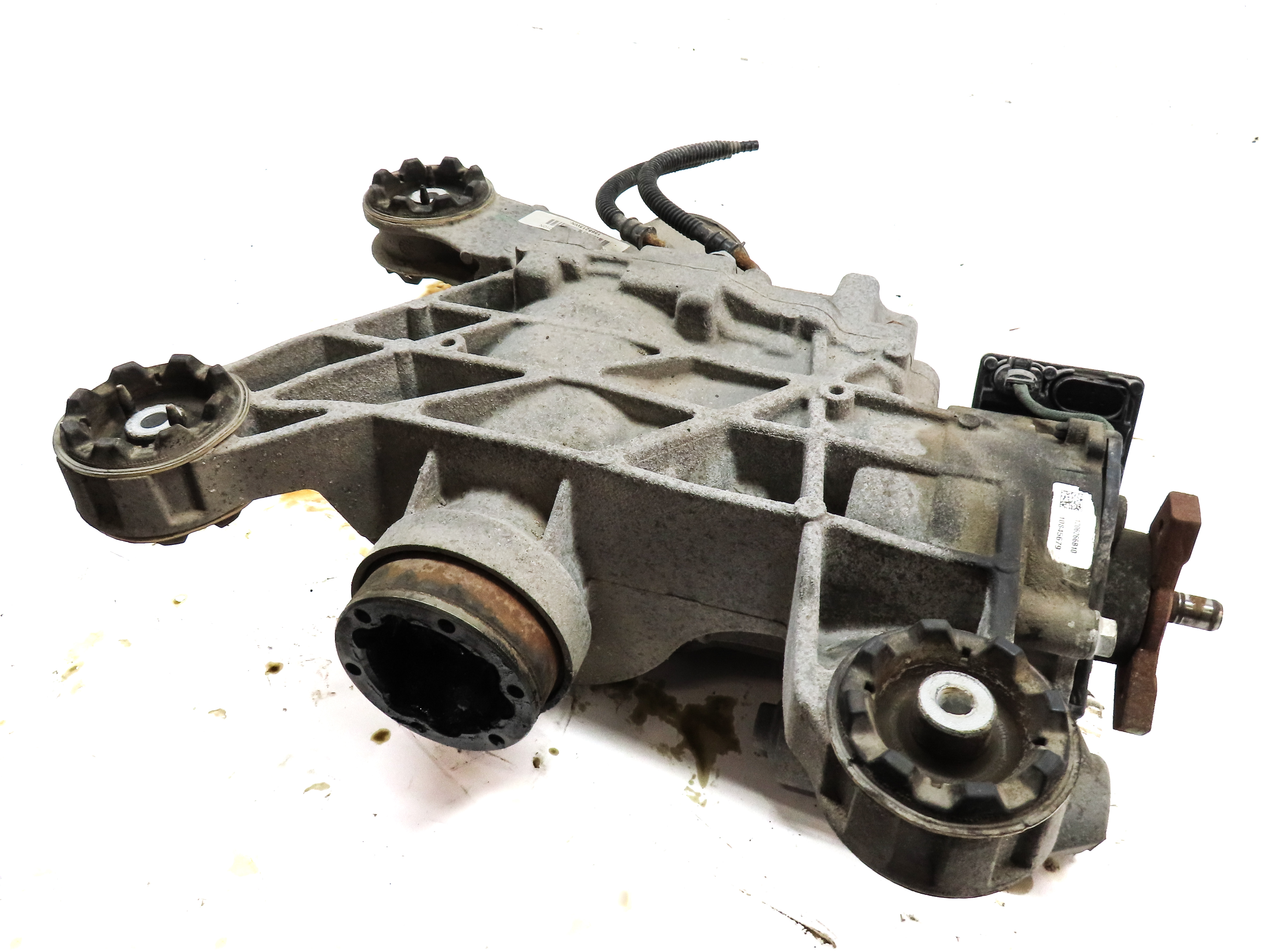 2015-2018 VW TIGUAN / AUDI Q3 (8U) REAR DIFFERENTIAL GEAR CARRIER PGA QLY — exact item pictured